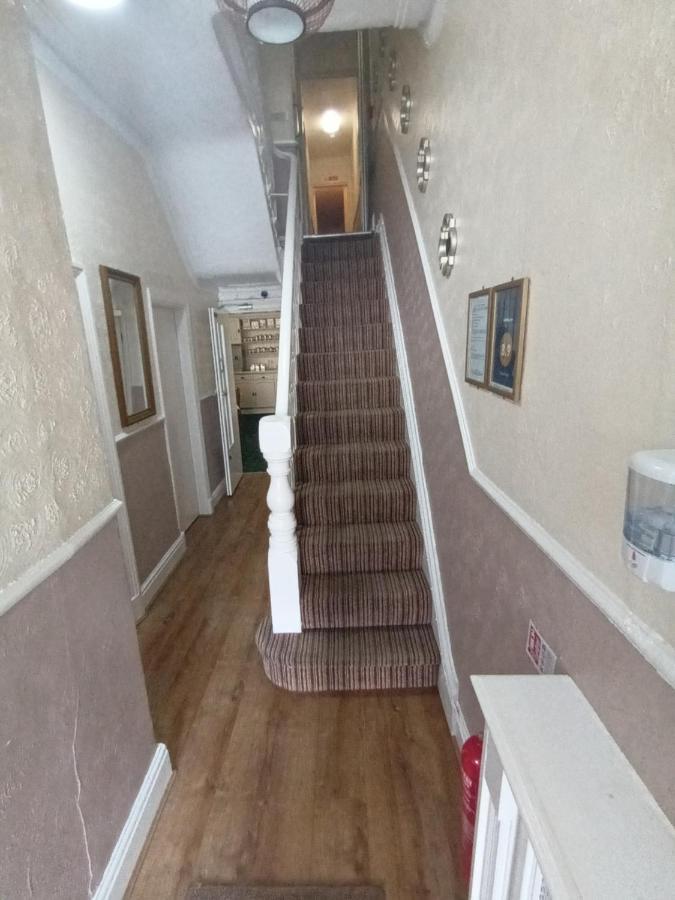 Strides Hotel Blackpool Buitenkant foto